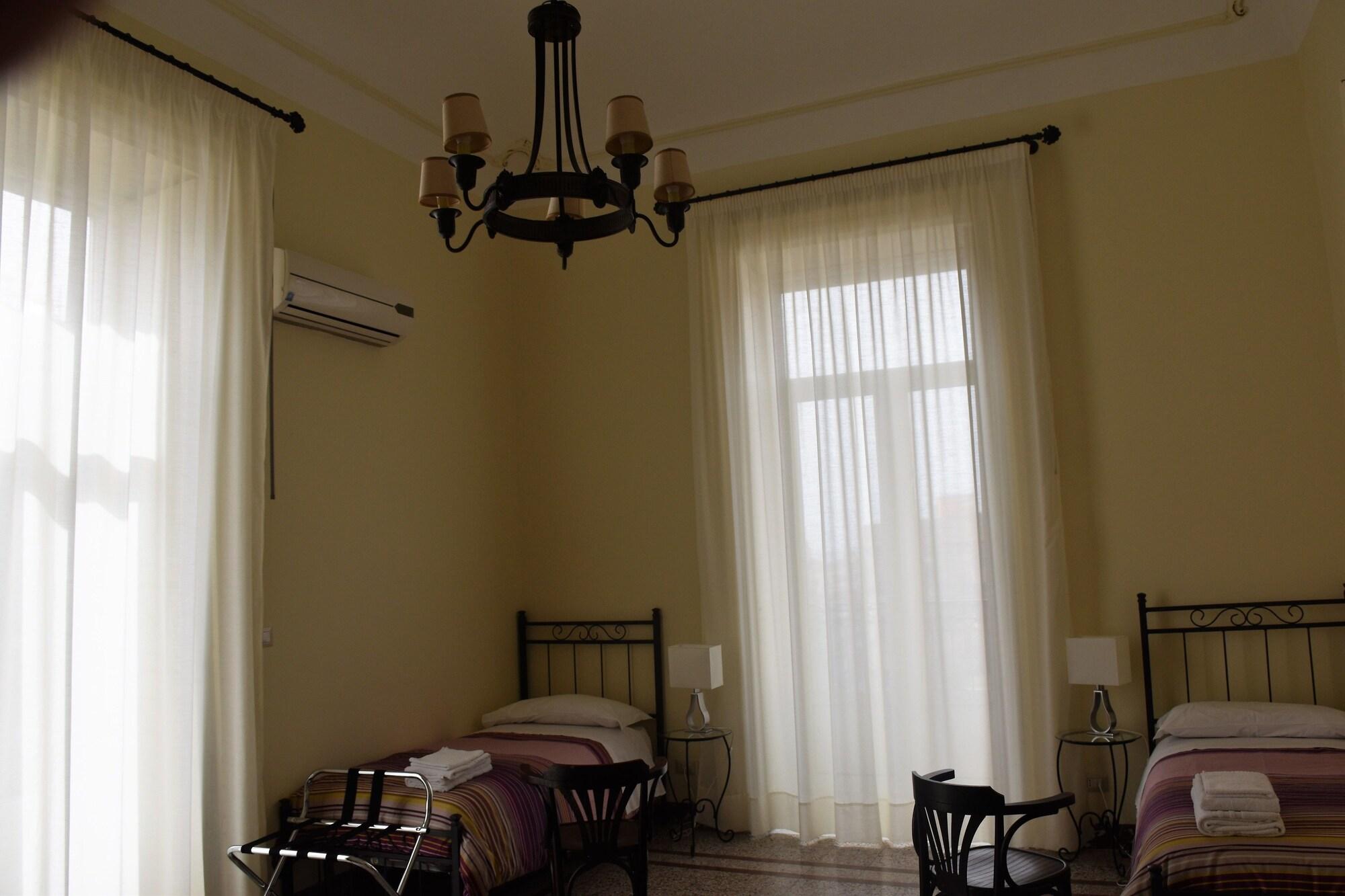 Al Teatro Massimo Bed & Breakfast Aeroporto di Catania Fontana Rossa