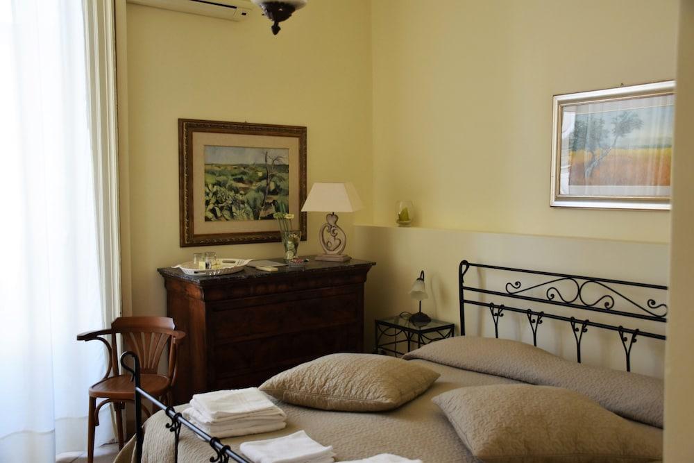 Al Teatro Massimo Bed & Breakfast 2*