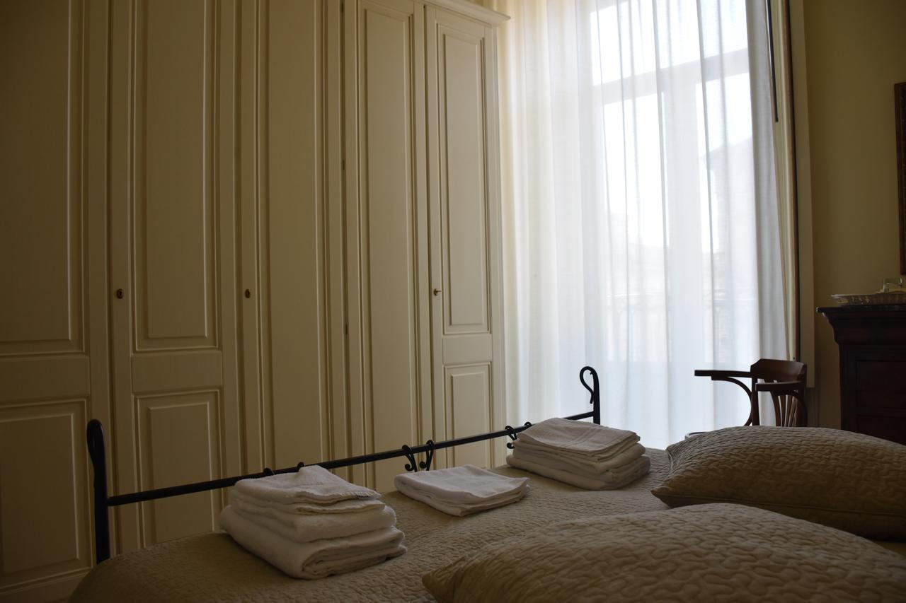 Al Teatro Massimo Bed & Breakfast Aeroporto di Catania Fontana Rossa